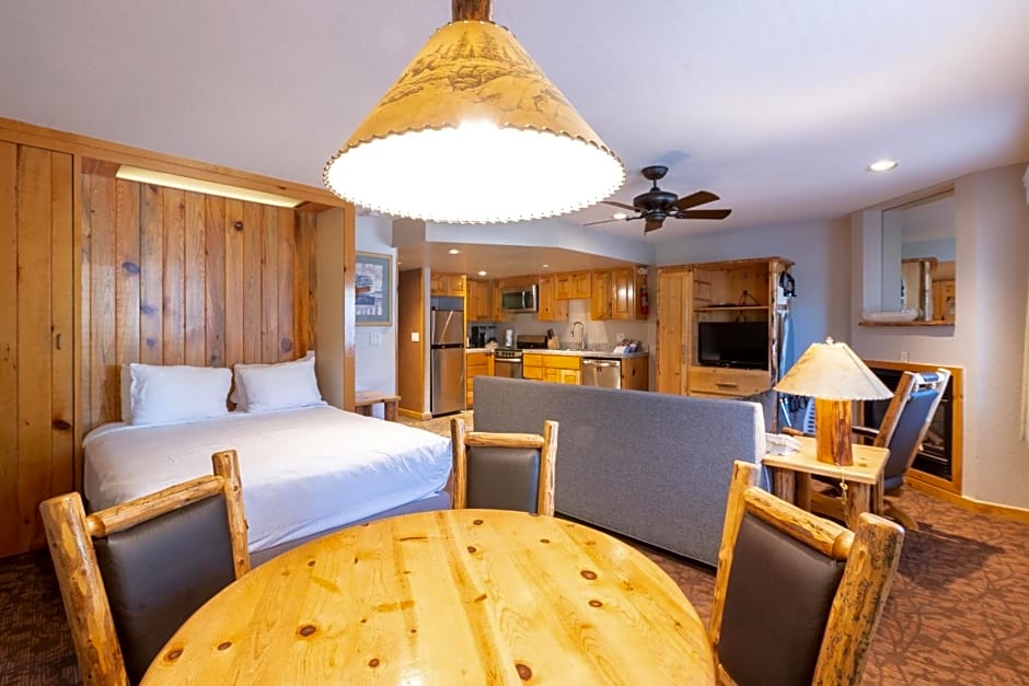 Red Wolf Lodge At Squaw Valley