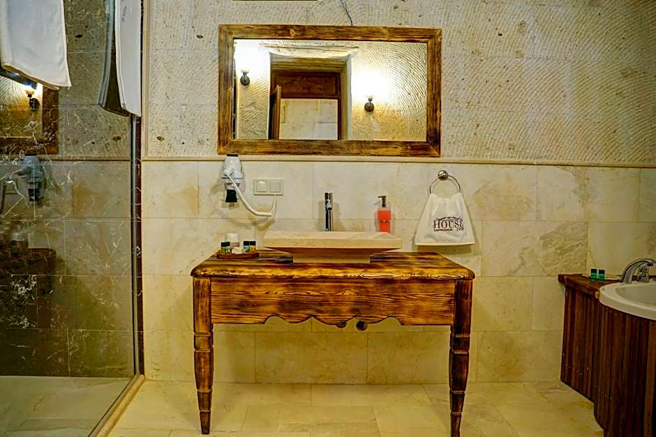 House 1938 Special Cave Hotel