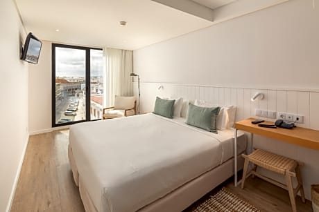 Double Single Use Premium