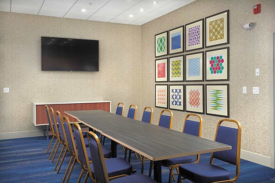 Holiday Inn Express Amherst - Lockport by IHG