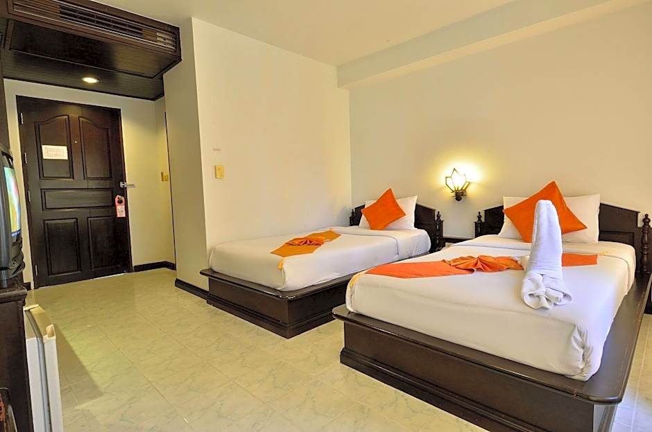 Samui First House Hotel