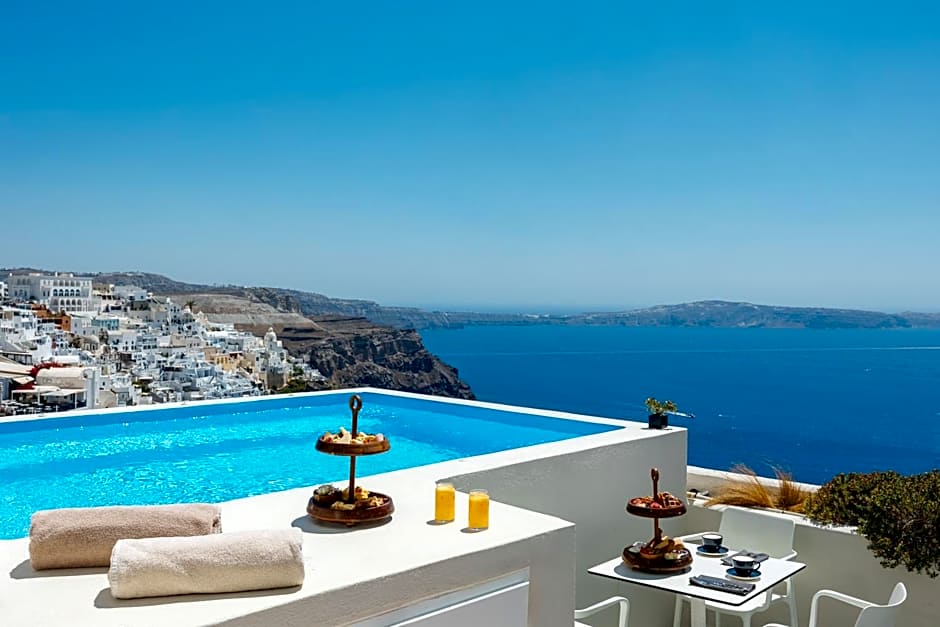 Kastro Suites