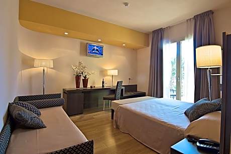 Superior Triple Room