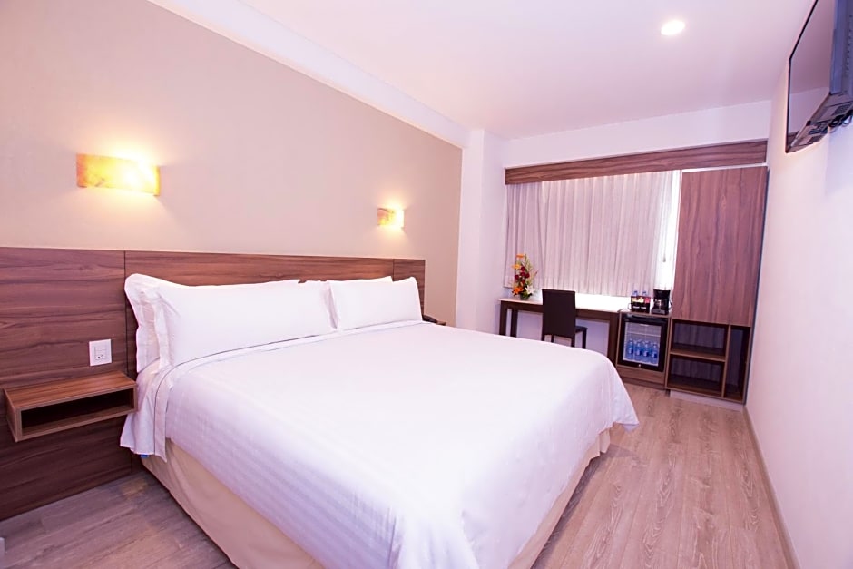 Crown Victoria Hotel