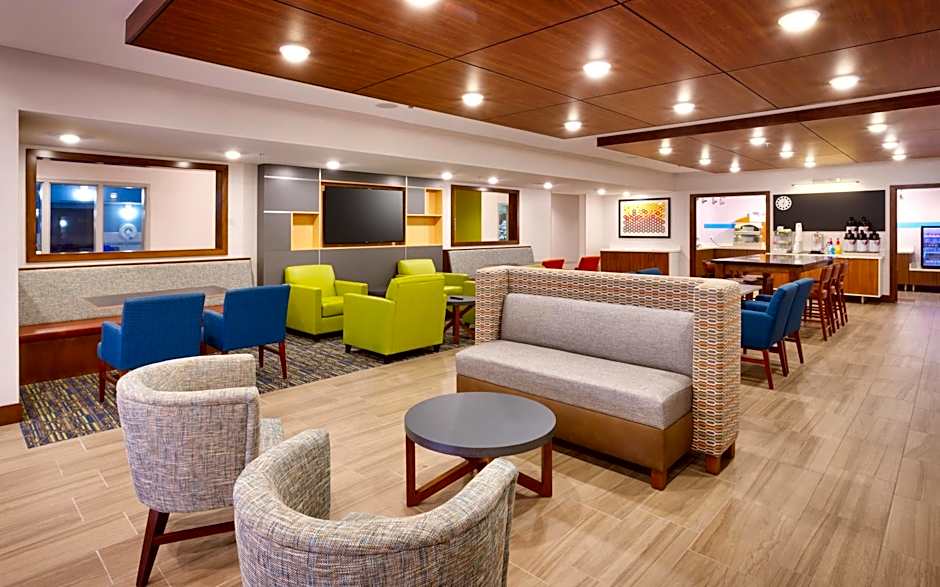 Holiday Inn Express & Suites El Paso I-10 East By IHG