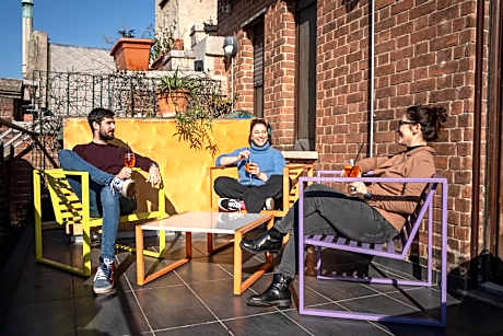 Babila Hostel & Bistrot