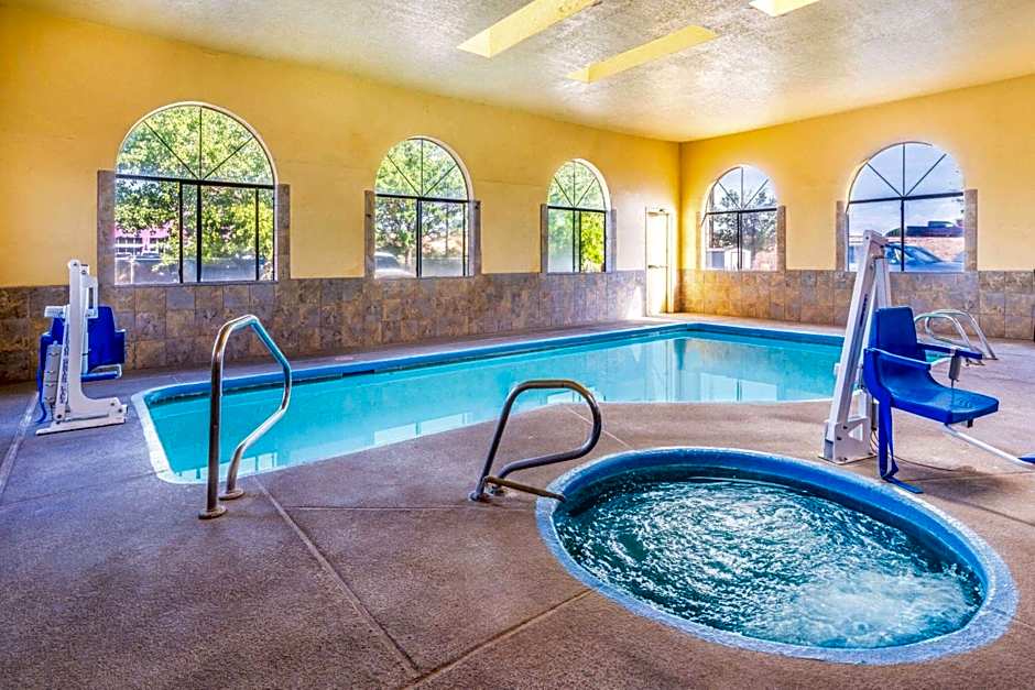Days Inn by Wyndham Los Lunas