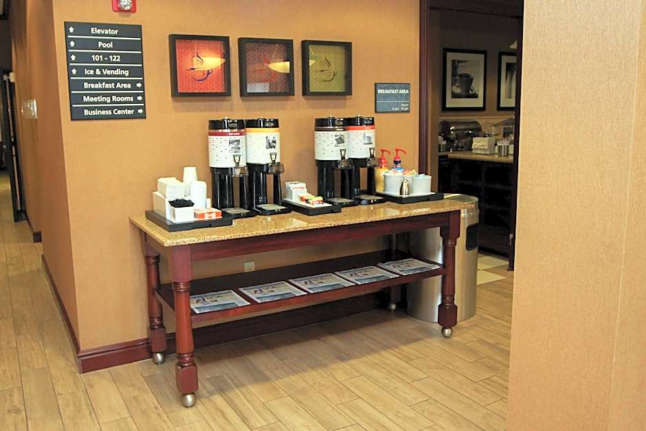 Hampton Inn Clinton