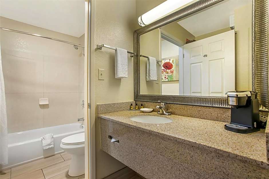 Best Western Plus Pleasanton Inn