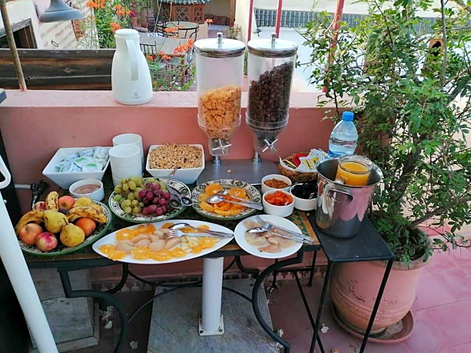 Riad petit Karmela