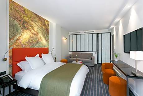 Deluxe Family Suite