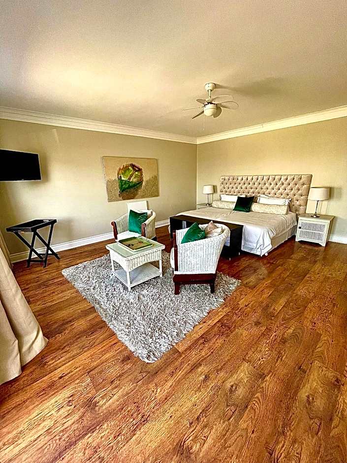 11 WESTCLIFF RENTALS