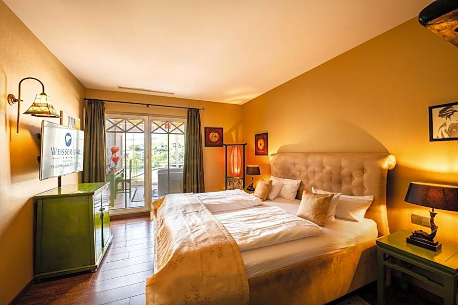 Hotel Weisser Bar