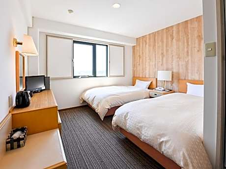 Twin Room - Non-Smoking