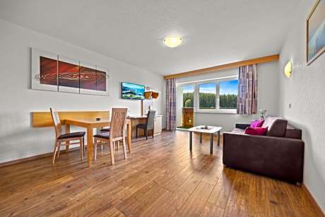 One-Bedroom Apartment (2 Adults)