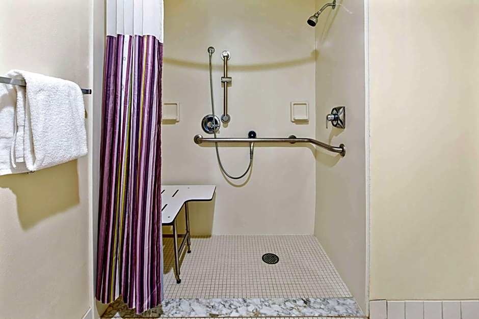 La Quinta Inn & Suites by Wyndham Sunrise Sawgrass Mills