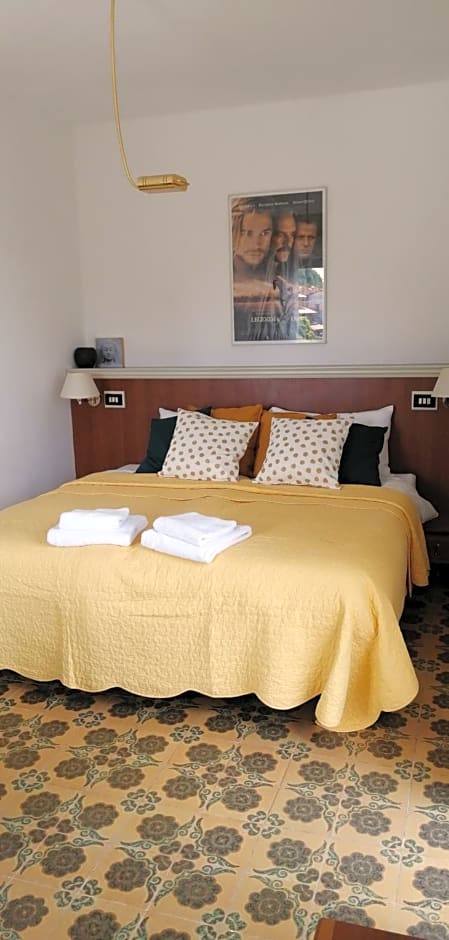 Villa Magnolia BB, Lago Maggiore (Massino Visconti, Italy)