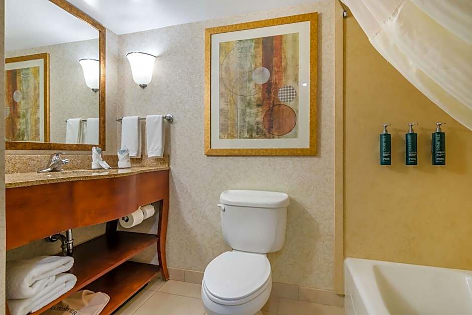 DoubleTree By Hilton Jefferson City