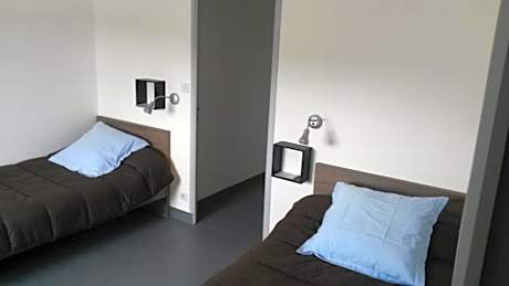 Twin Room with Mountain View