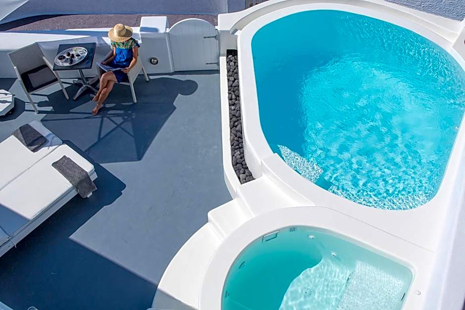 Dreams Luxury Suites