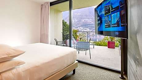 King Room with Lake View