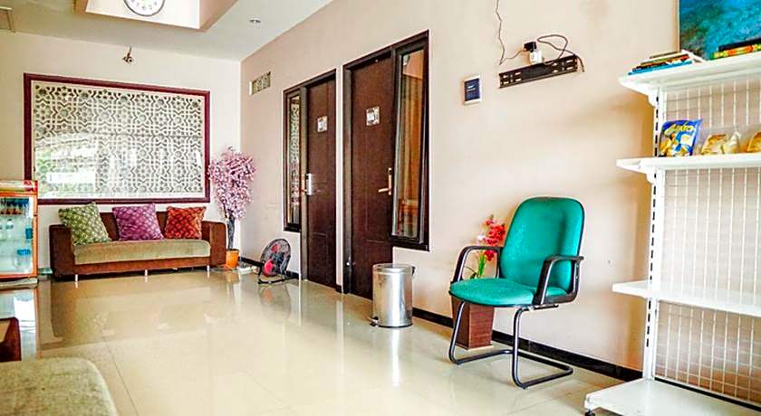 Audah Syariah Residence Mitra RedDoorz