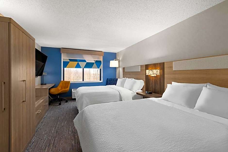 Holiday Inn Express Grove City - Premium Outlet Mall By IHG
