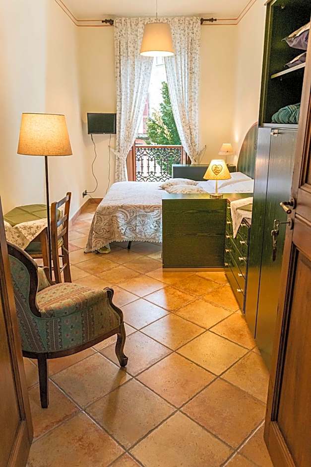 B&B Il Glicine Molare
