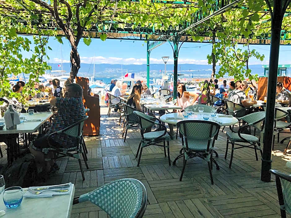 Hôtel La Riviera Victoria