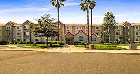 SureStay Plus Hotel by Best Western Rocklin