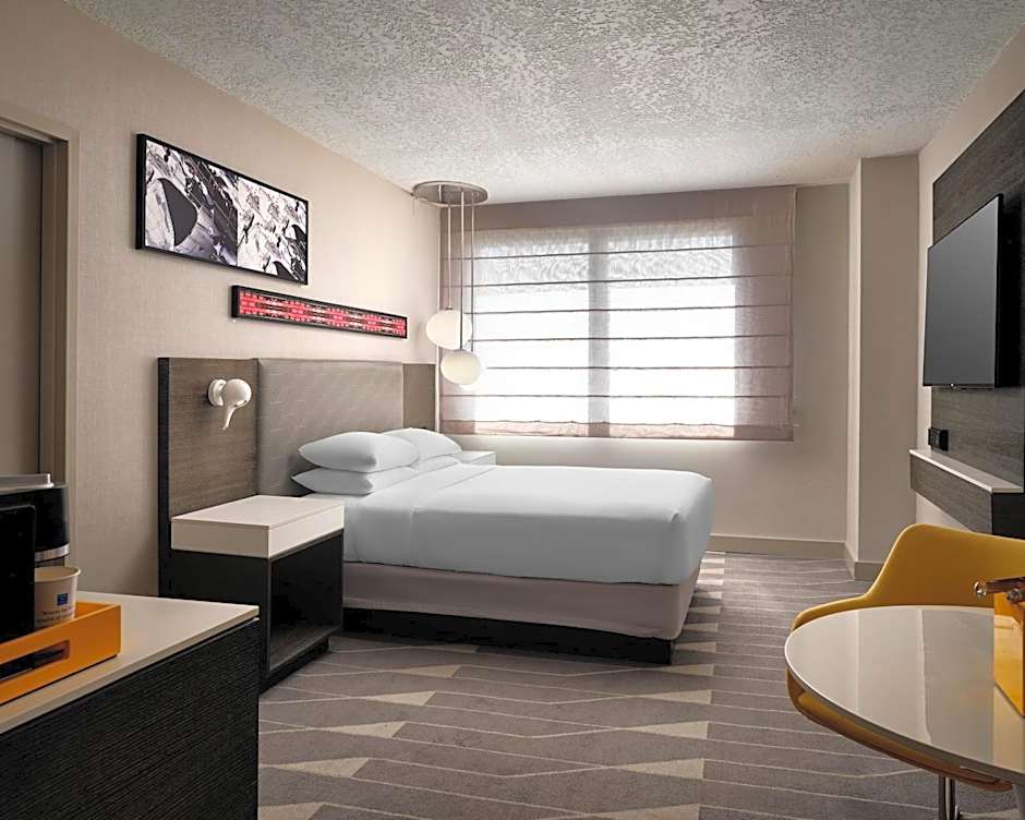 Hyatt Regency Los Angeles International Airport