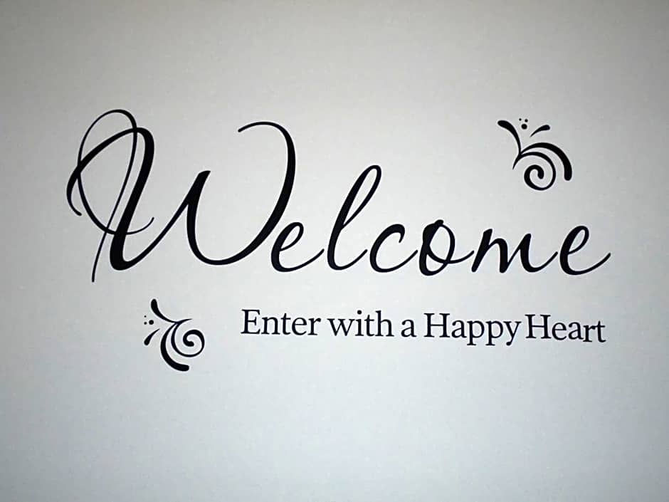 Happy Inn