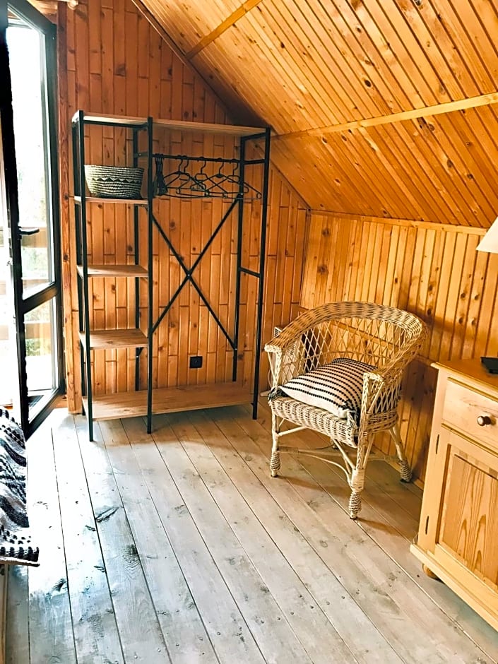 Dom letniskowy POŚRÓD KASZUBSKIEGO LASU