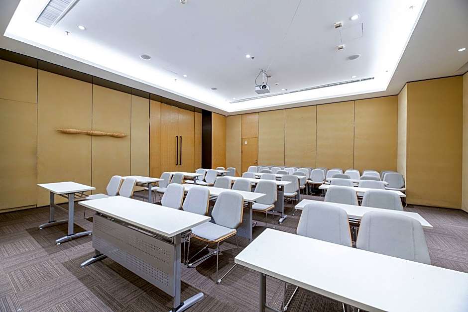 JI Hotel Shenyang Middle Street Metro Station