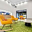 Spark by Hilton Tupelo