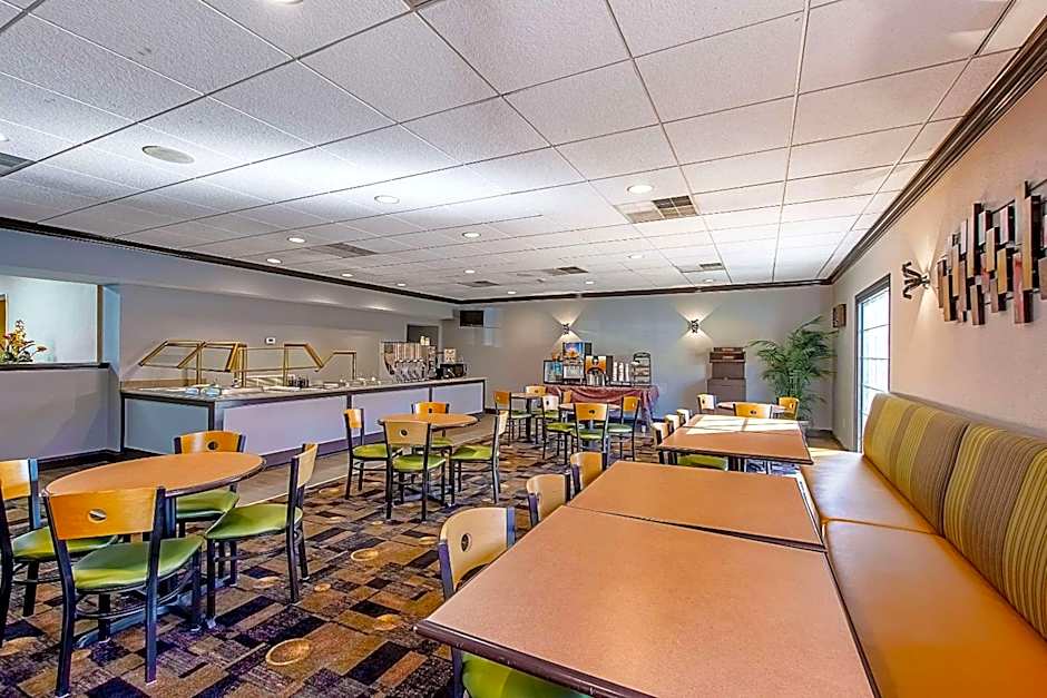Clarion Inn Columbia Airport