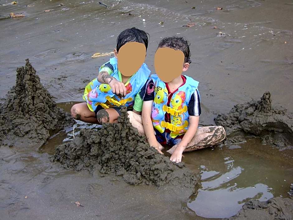 BK Homestay, Batukaras