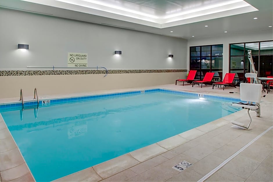 Hampton Inn & Suites Columbus Scioto Downs