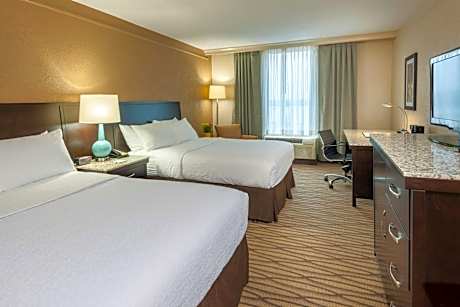 2 Queen Beds Non-Smoking Work Desk Refrigerator Wi-Fi Keurig Coffee Maker