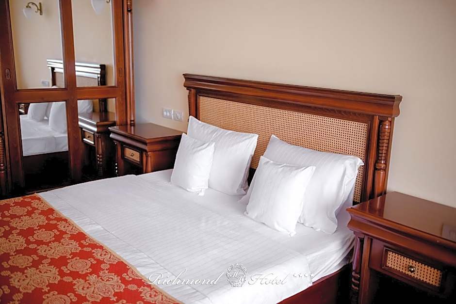 Richmond Hotel