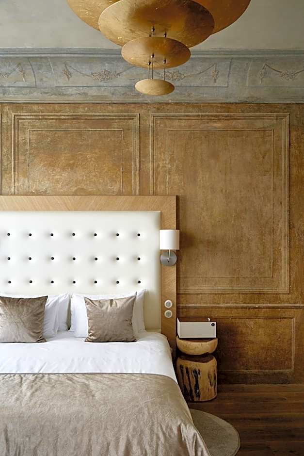 Dome Hotel