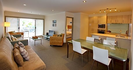 Family 2 Bedroom Suite