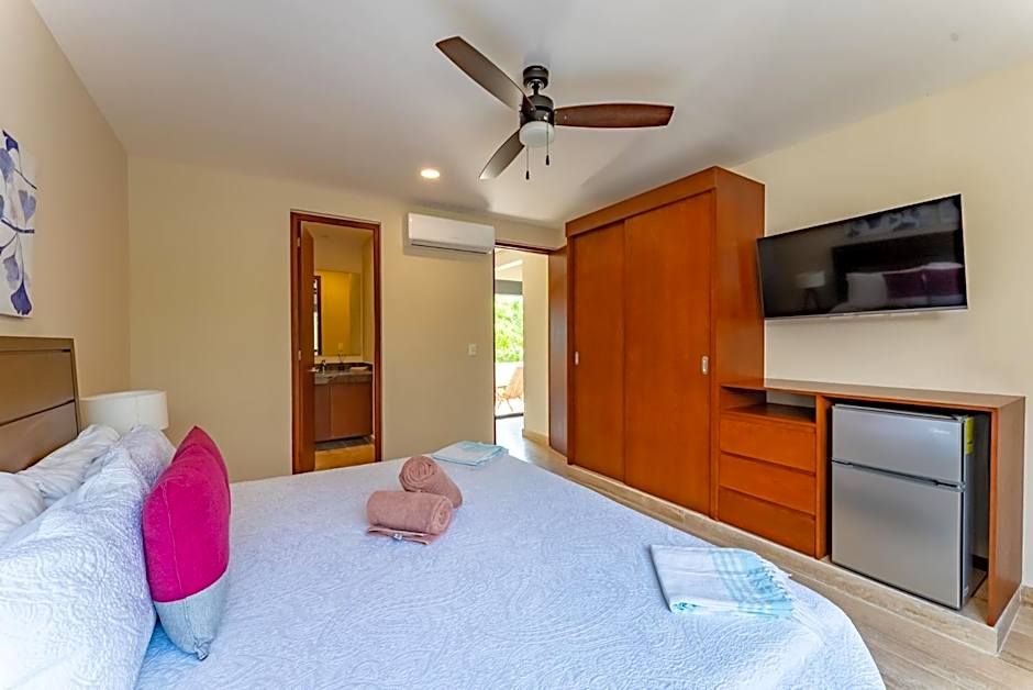 Luxury Apt Gym Jacuzzi WIFI Starlink