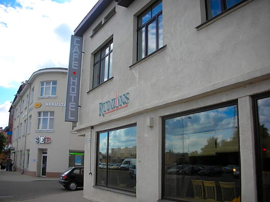 Cafe Hotel Rudzons