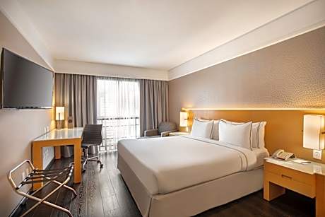 Grand Premium Queen Room