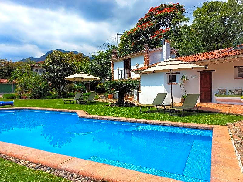 Casa Flor de Mayo