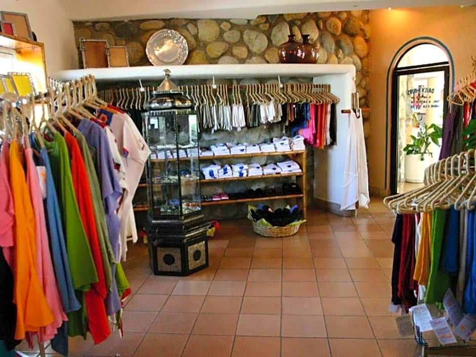 Club Cascadas De Baja