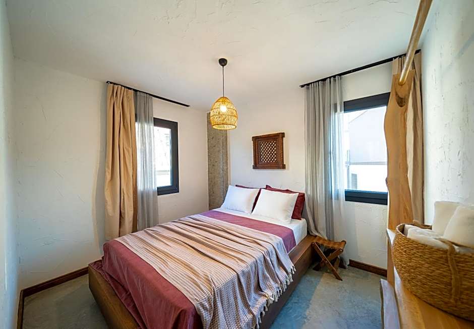 Photo 1 of 5 of Junior Suite, Sea View