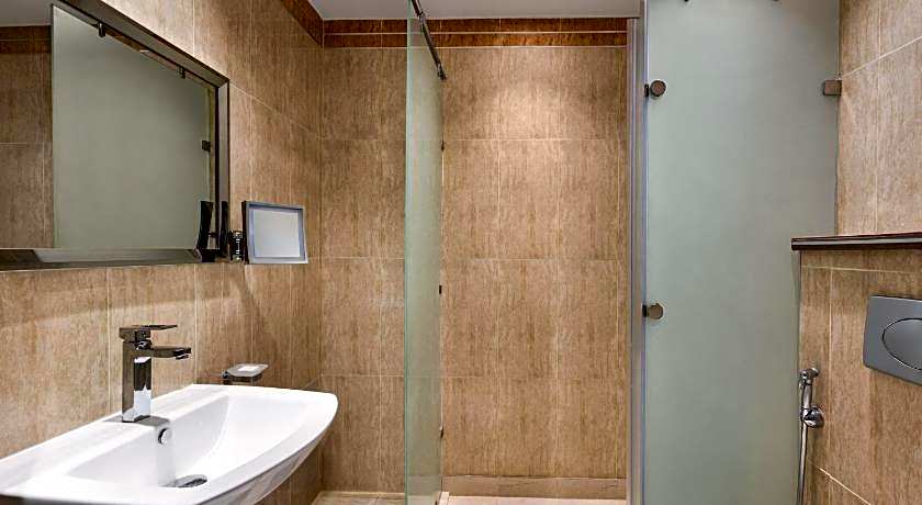 Wyndham Doha West Bay