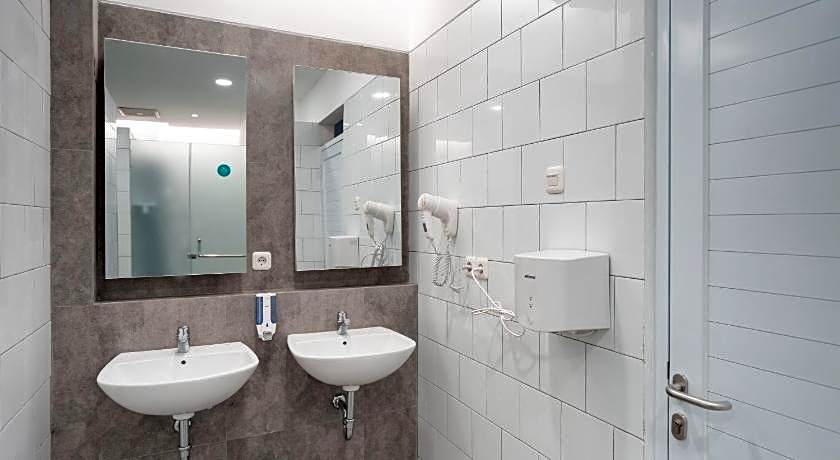 Bobopod Kebayoran Baru, Jakarta